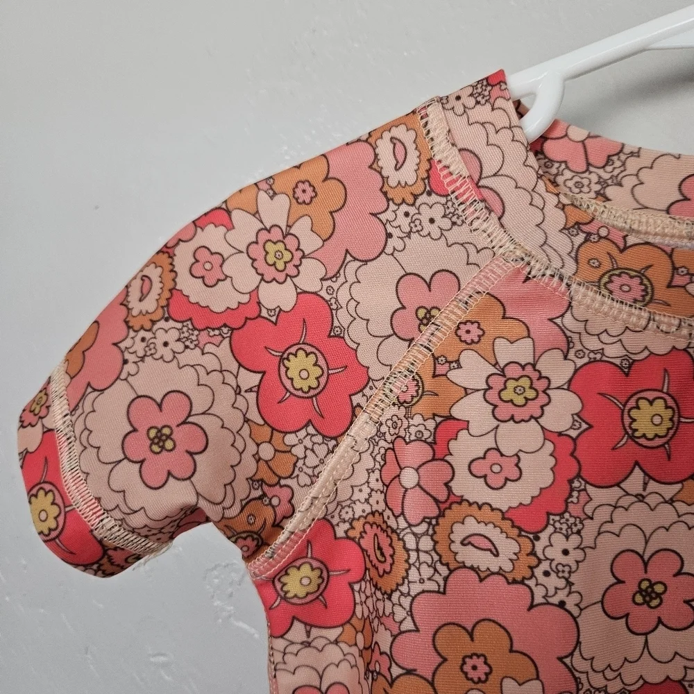 Kate Quinn Toddler Girl 2T Pink Orange Short Sleeve Rash Guard Top Floral Design